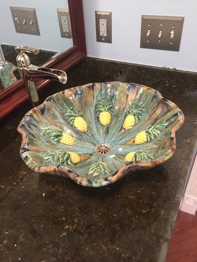 Ceramic Designs by Albert bathroom sink Bathroom Sinks with Sweet Maui Pineapple 3D Design, beautiful bathroom design idea